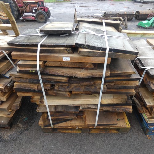 6141 - 1 x pallet containing a quantity of various hardwood slabs, mainly oak - Contents of 1 pallet