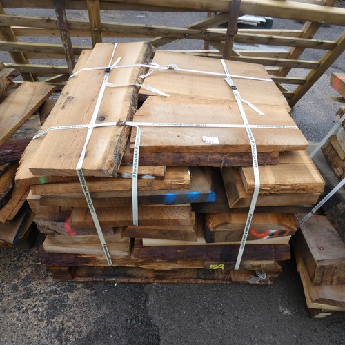 6143 - 1 x pallet containing a quantity of various hardwood slabs, mainly oak - Contents of 1 pallet