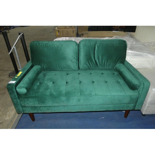 1171 - A green upholstered love seat sofa approx 146cm wide