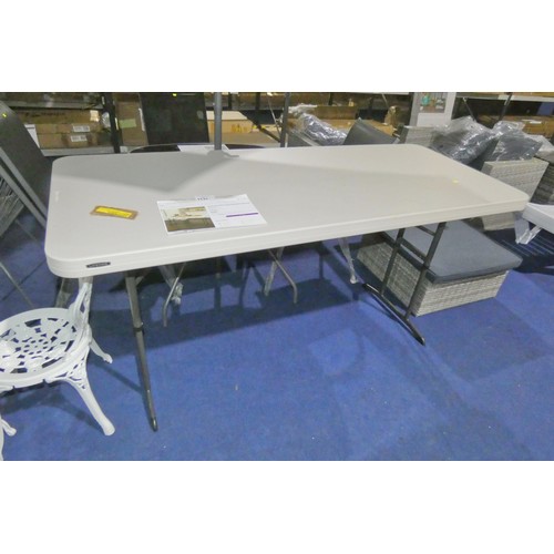 1137 - 1 x Lifetime plastic rectangular adjustable height folding table approx 182 x 76cm RRP £94