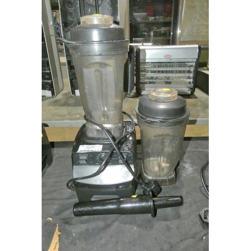 2083 - A commercial blender by Hamgeek type NY-8608MCA with spare blender container. Tested Working