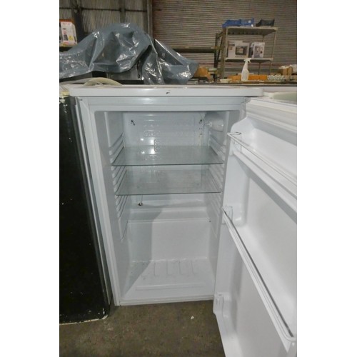 2158 - 2 x under counter fridges & one under counter freezer - trade. Tested Working