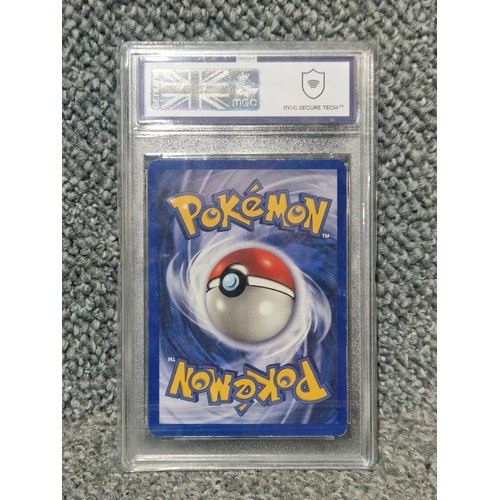 3496 - A graded jungle Pokémon trading card, Vaporeon grade 8 & A collection of various 1996-1999 common Po... 