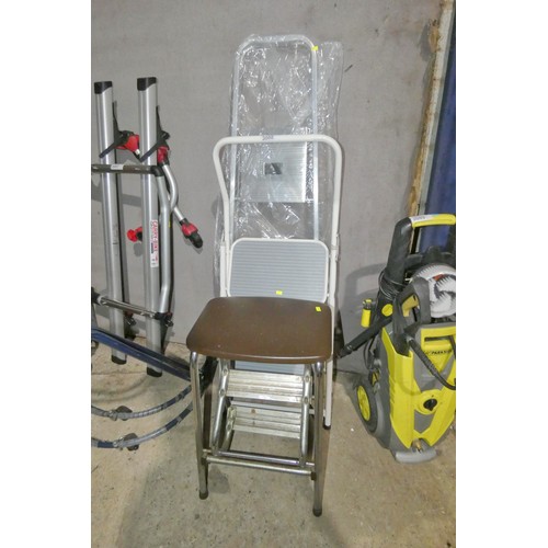 3088 - 1 x aluminium step ladder, 1 x folding step and 1 x step stool