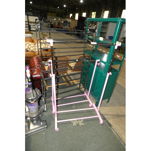 3183 - 1 x tall shoe rack and 2 x child's size clothes rails