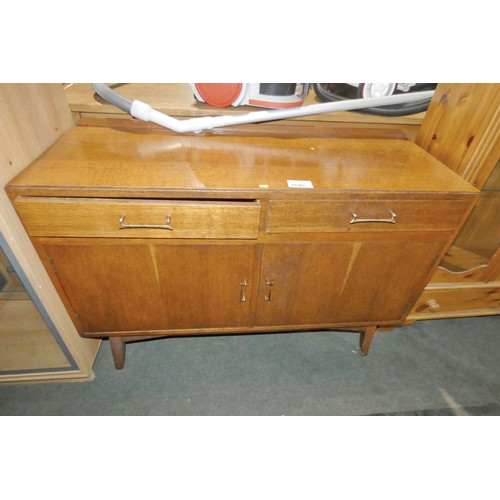 3145 - A vintage dark wood sideboard approx 122 x 45 x 83cm high