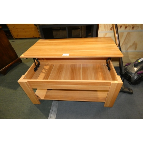 3306 - A wood effect easy lift lid storage coffee table with shelf beneath, approx 100x50cm