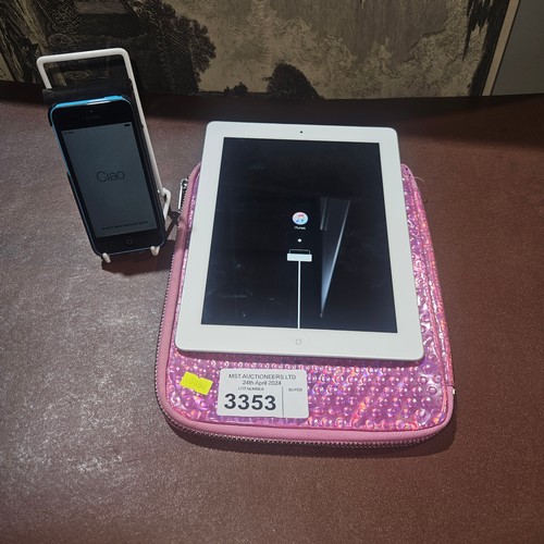 3353 - An apple iphone 5c and an iPad 2, plus a Dora mobile phone, (iPad will not reset, Dora will not char... 