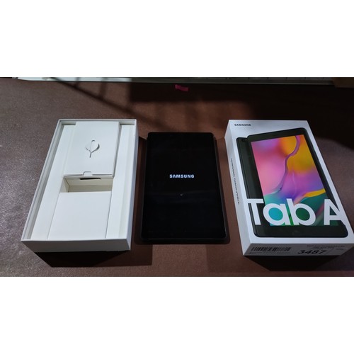 3487 - A Samsung Galaxy Tab A 8