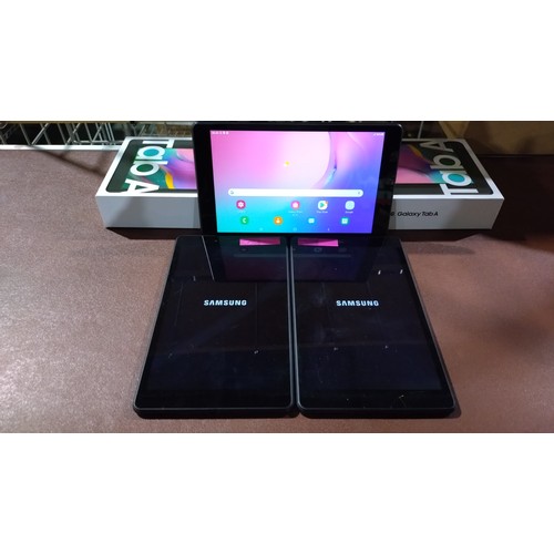 3490A - 3 X Samsung galaxy Tab A 8