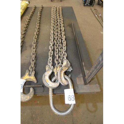 68 - A two leg towing chain assembly with 1 central oval ring and 2 x lengths of chain with a hook attach... 