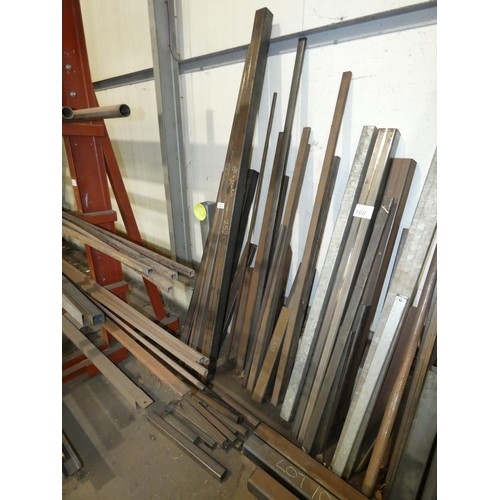 100 - A quantity of various steel box section off cuts - leaning against the wall to the right hand side o... 