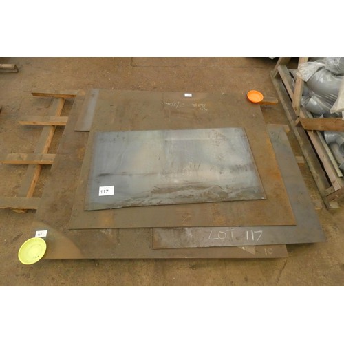 117 - 1 pallet containing a quantity of various stock steel plate off cuts, 8 and 10mm thick. Sizes vary u... 