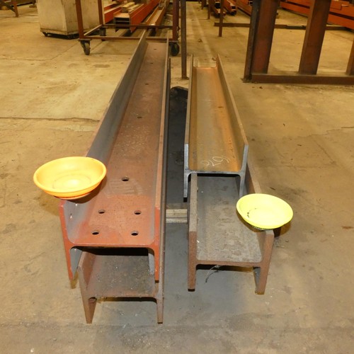 126 - 5 x lengths of steel 203 x 203mm universal column off cuts, lengths vary up to approx 2.5m