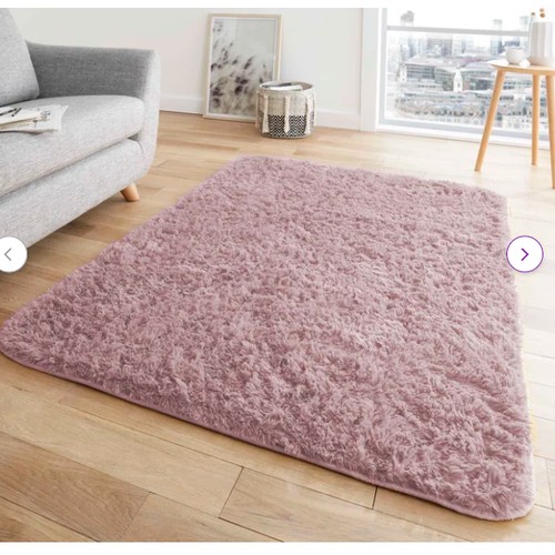 274 - 1 x pink fluffy rug approx 120 x 170cm