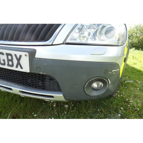 9001 - Skoda Octavia Scout 4x4 2.0 TDI 5dr Estate, starts, runs and drives. Equipped with a 12v - 40a Pro C... 