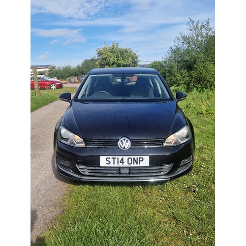 9002 - Volkswagen Golf SE Bluemotion Tech 1.4 TSI 5dr hatchback,  starts, runs and drives.
Registration num... 