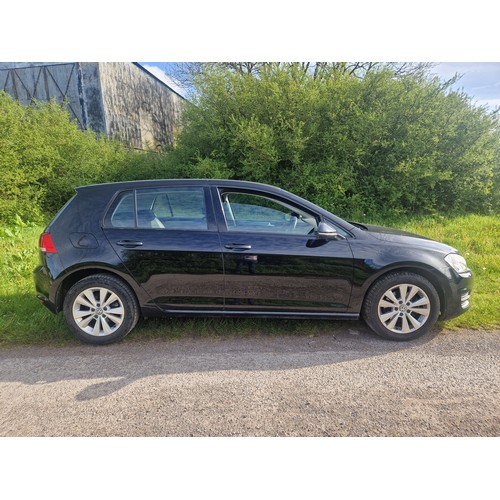 9002 - Volkswagen Golf SE Bluemotion Tech 1.4 TSI 5dr hatchback,  starts, runs and drives.
Registration num... 