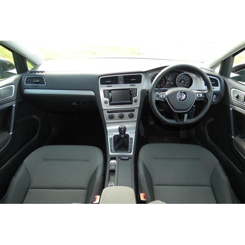 9002 - Volkswagen Golf SE Bluemotion Tech 1.4 TSI 5dr hatchback,  starts, runs and drives.
Registration num... 