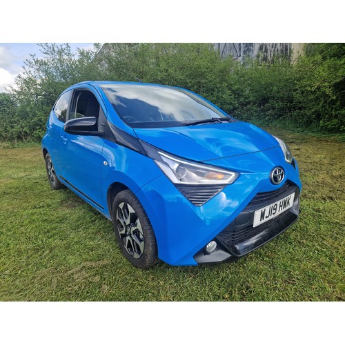 9006 - Toyota Aygo X-Trend 1.0 VVT-I
Registration number: WJ19 HWK,
V5: Present, SORN
Odometer reading : 57... 