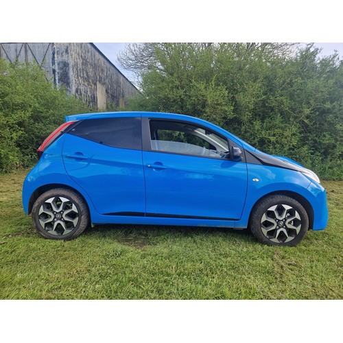 9006 - Toyota Aygo X-Trend 1.0 VVT-I
Registration number: WJ19 HWK,
V5: Present, SORN
Odometer reading : 57... 