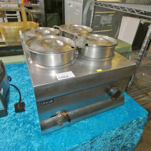 1064 - A commercial stainless steel 4 pot Bain Marie by Lincat 240v - trade