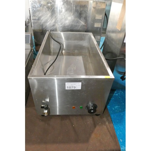 1079 - A commercial stainless steel deep Bain Marie no model visible - trade. Tested Working