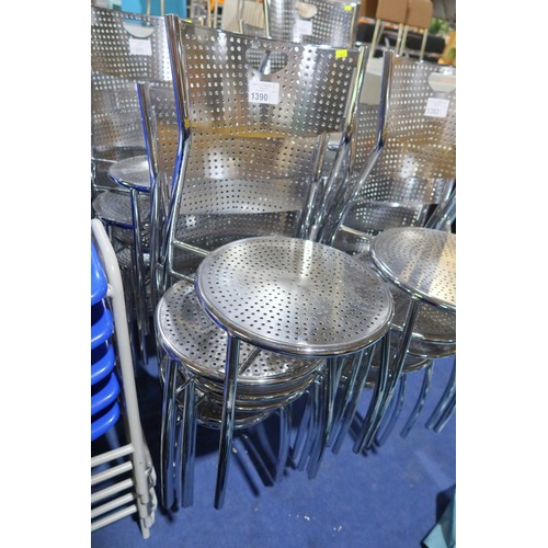 1390 - 6 x stacking metal framed chairs