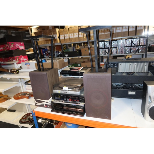 2420 - 2 x various vintage audio separates by Aiwa casettes, B&W speakers and a usb record player by Zennox... 