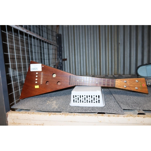 2465 - A northern Canada ukulele by Chalmers Doane