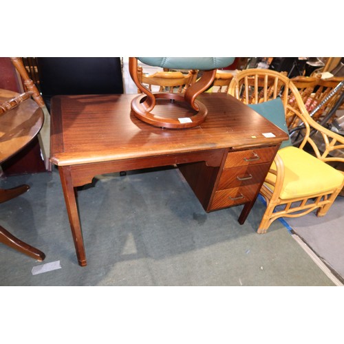 2149 - 1 x dark wood single pedestal desk approx 122 x 68cm