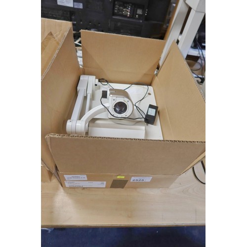 2525 - An Elmo P30HD flatbed projector - trade