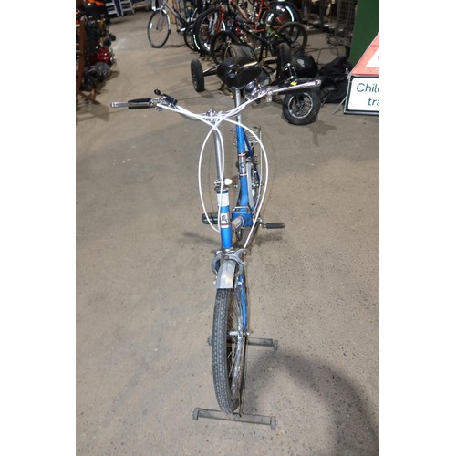 2079 - 1 x Universal folding bicycle