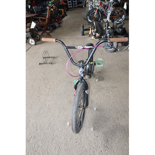 2083 - 1 x Eastern BMX bike type Cobra with 20