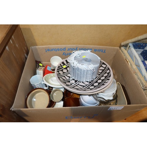 2121 - A box containing a quantity of various crockery, a basket etc