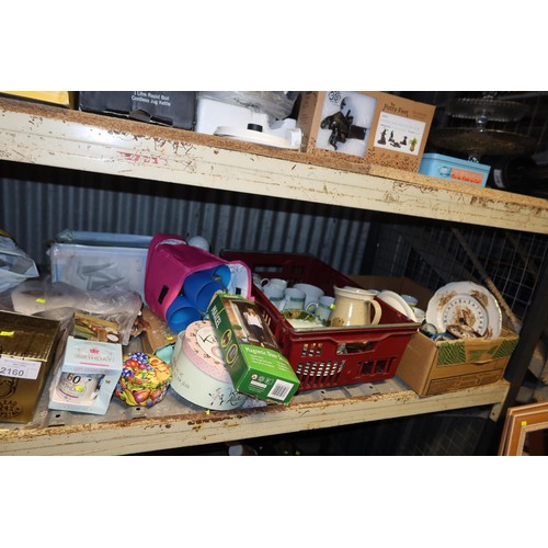 2160 - A quantity of various items including crockery, glasses, clocks etc. Contents of 1 shelf