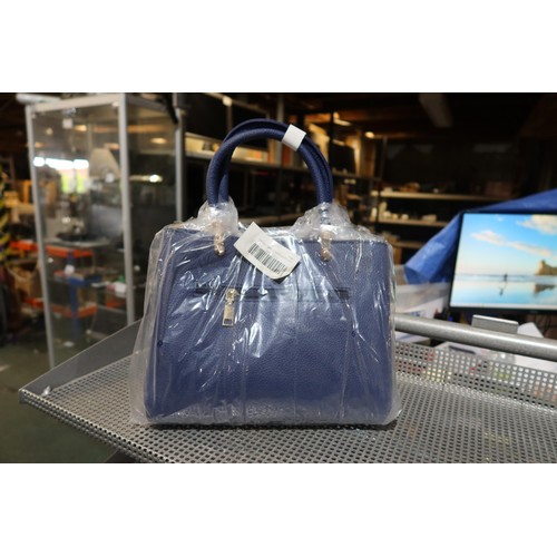 2209 - 1 x Nicole and Doris blue handbag