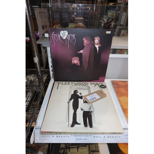 2305 - 4 x Fleetwood Mac LPs/records and a Stevie nicks Lp, including a limited edition coloured vinyl, Rum... 