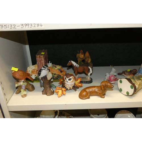 3054 - A collection of miscellaneous decorative figures and animal ornaments etc (two shelves)