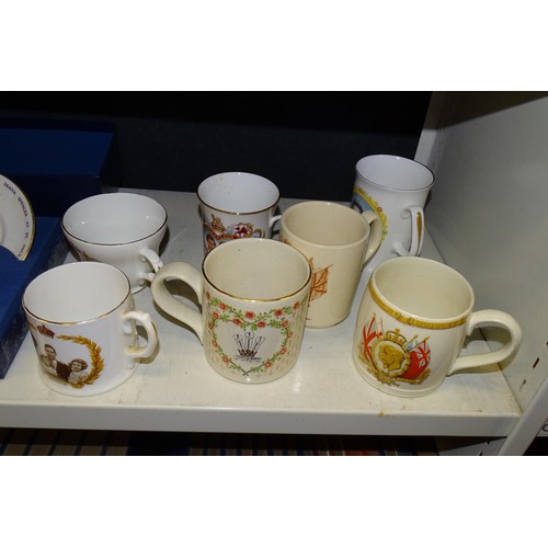 3055 - A quantity of miscellaneous decorative royal souvenir ware (one shelf)