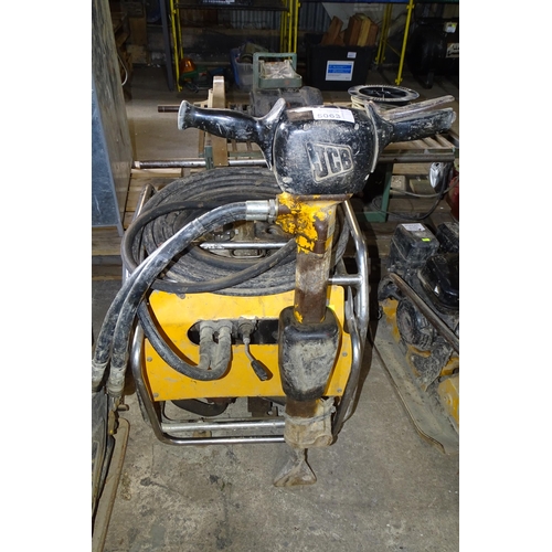 5063 - 1 x JCB Beaver hydraulic power pack with a Honda pull start petrol engine supplied with a JCB breake... 