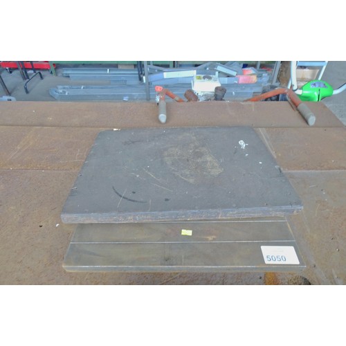 5050 - 1 x engineers surface plate with wooden cover approx 45 x 36cm