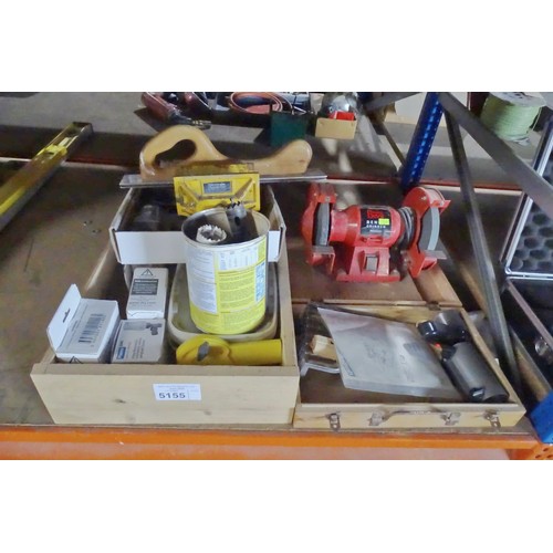 5155 - A quantity of various tools including a Power Devil bench grinder 240v, a Wolf dove tailer & combi j... 