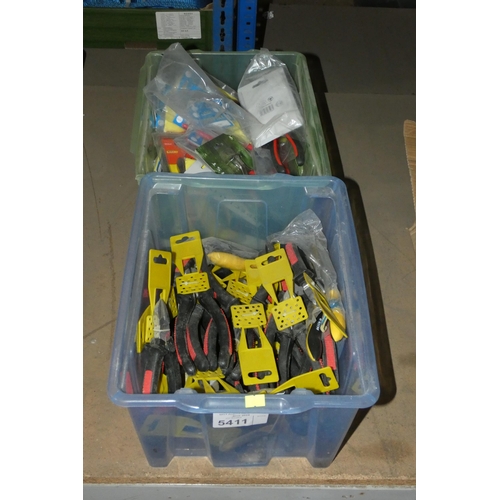 5411 - A quantity of various pliers. Contents of 2 plastic boxes which are not included