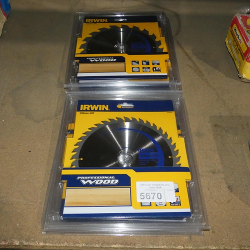 5670 - 6 x Irwin wood cutting the circular saw blades (200mm and 210mm)