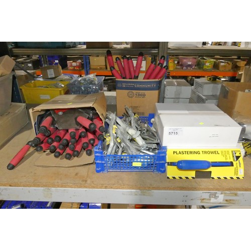 5715 - A quantity of Philadelphia brick trowels, plastering trowels and brick jointers. Please note that th... 