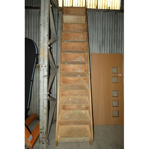 5973 - A straight run wooden stair case (12 tread)