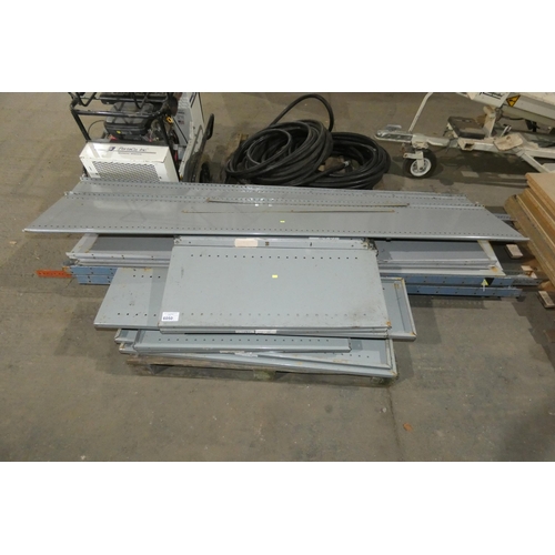 6050 - 1 pallet containing a quantity of various grey metal racking parts. Please note that no bolts or cli... 