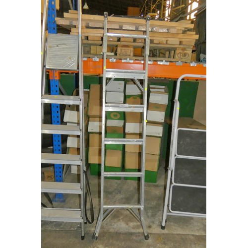 5951 - 1 x Beldray 3 way top flight aluminum ladder