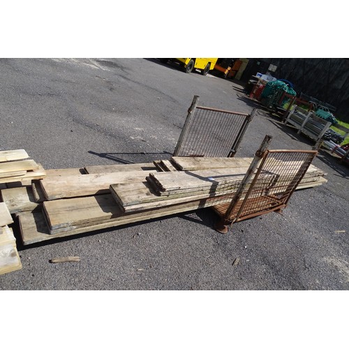 6532 - 1 stillage containing a quantity of various scaffold boards, lengths vary up to approx 450cm - pleas... 